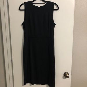 Sleeveless black dress